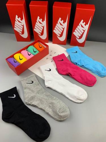 Nike Socks-029