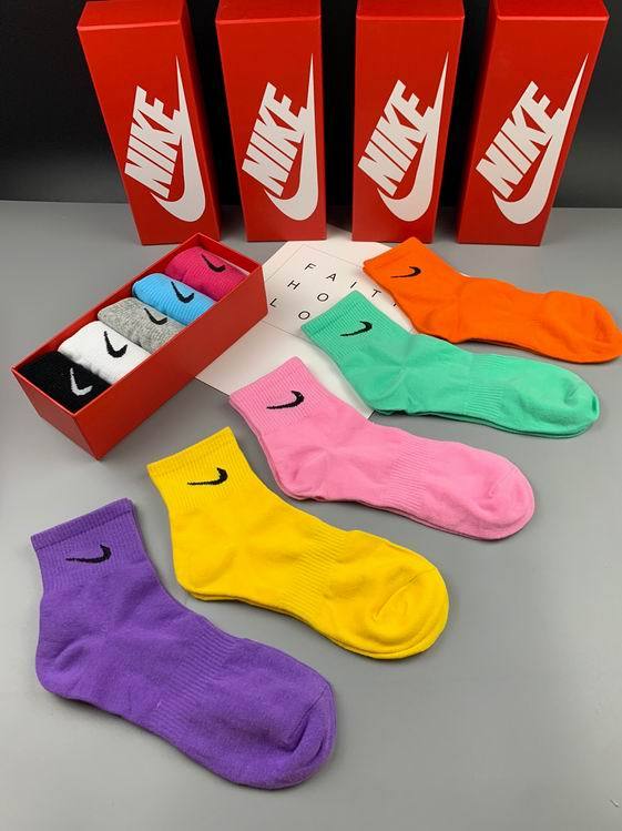 Nike Socks-046
