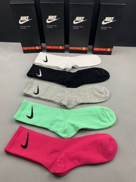 Nike Socks-012