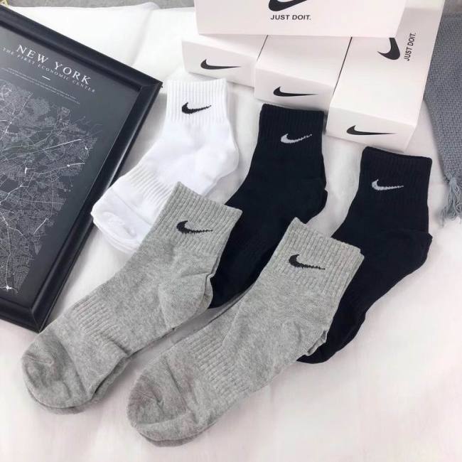 Nike Socks-033