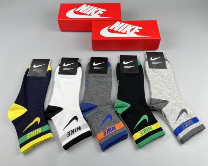 Nike Socks-051