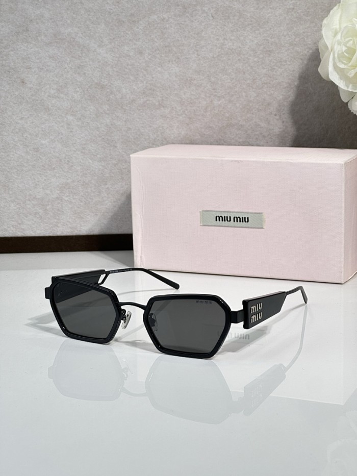 Miu Miu Sunglasses AAAA-2935