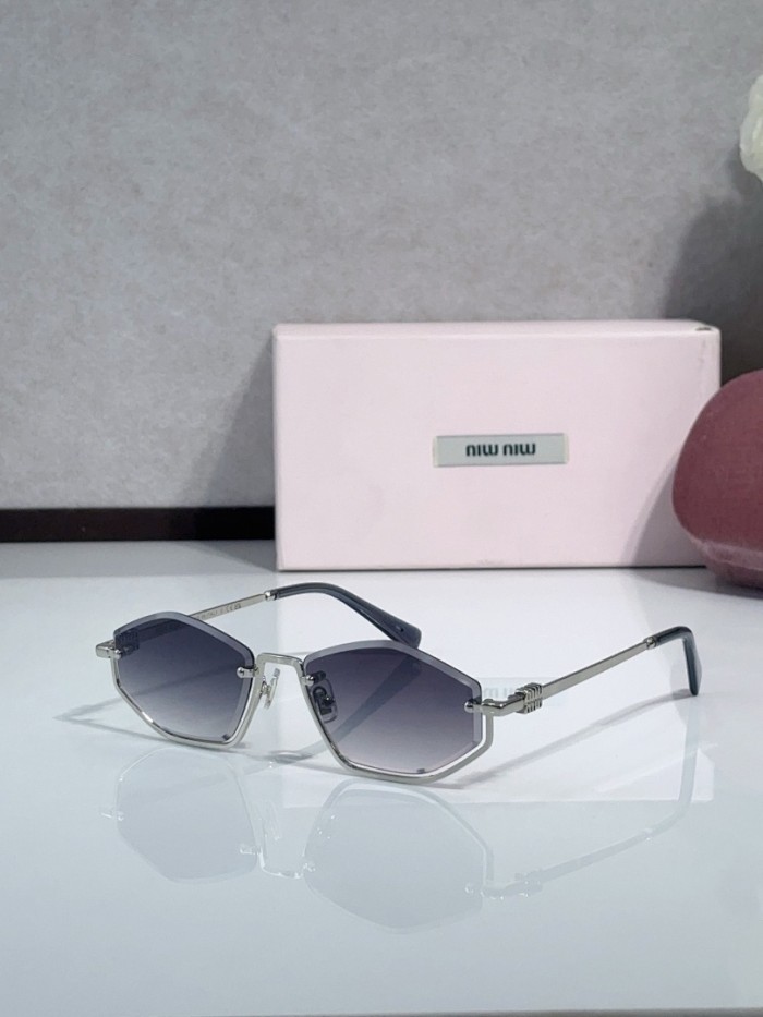 Miu Miu Sunglasses AAAA-3017
