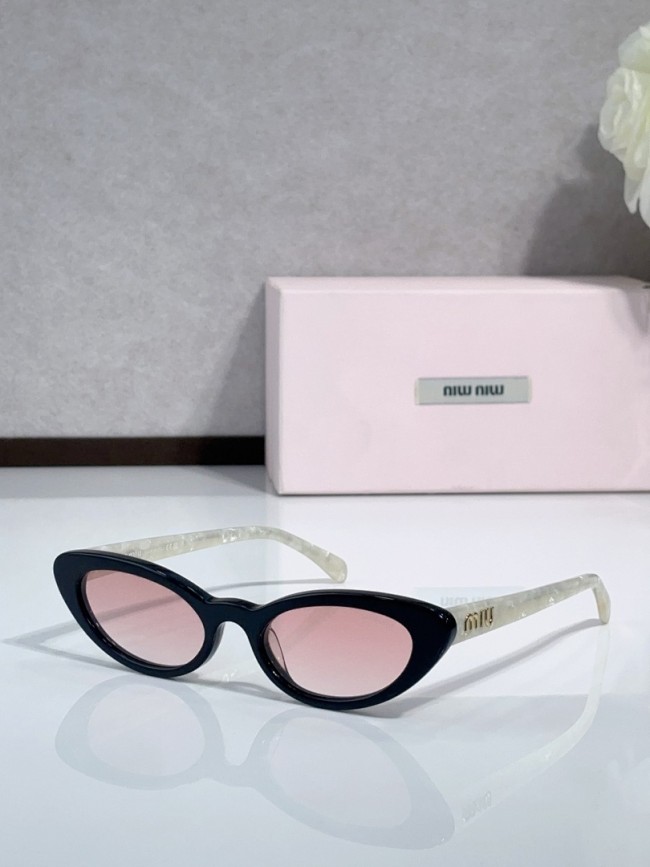 Miu Miu Sunglasses AAAA-2989