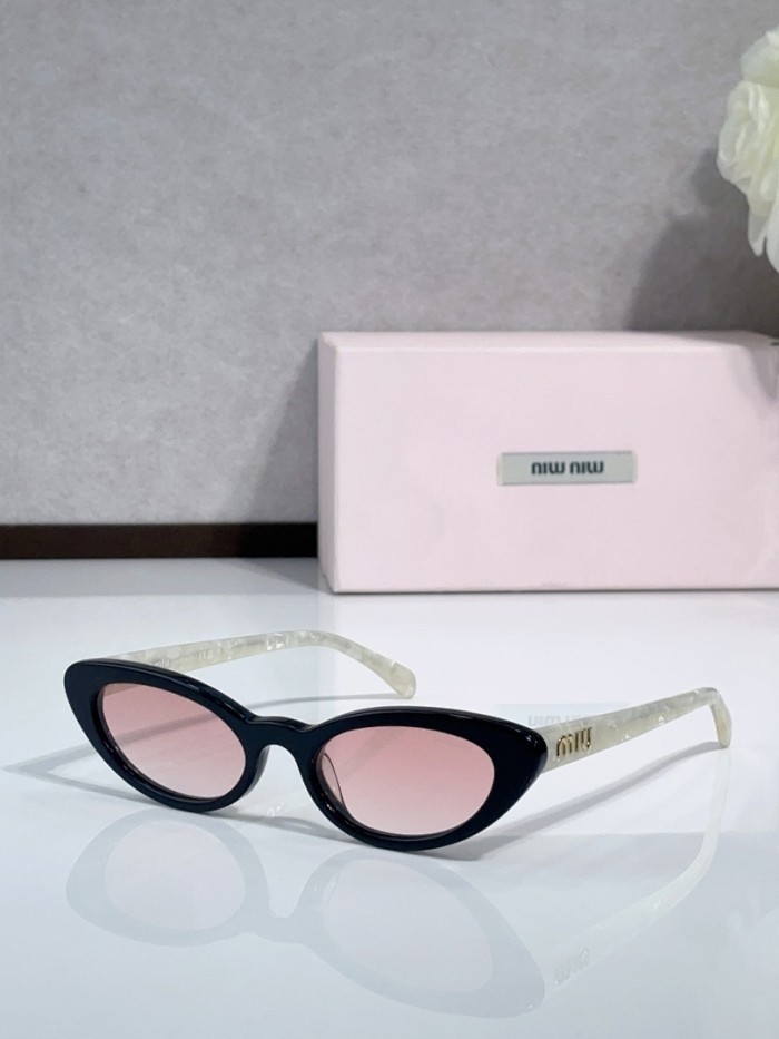 Miu Miu Sunglasses AAAA-2989
