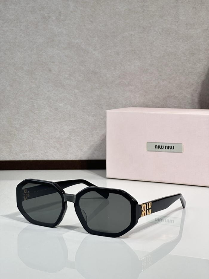 Miu Miu Sunglasses AAAA-2737