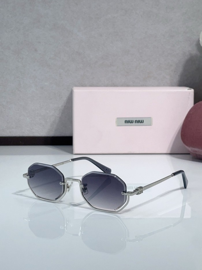 Miu Miu Sunglasses AAAA-3024
