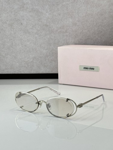 Miu Miu Sunglasses AAAA-2647