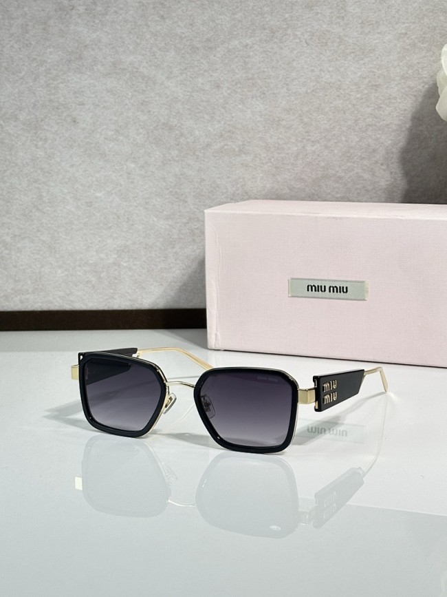 Miu Miu Sunglasses AAAA-2942