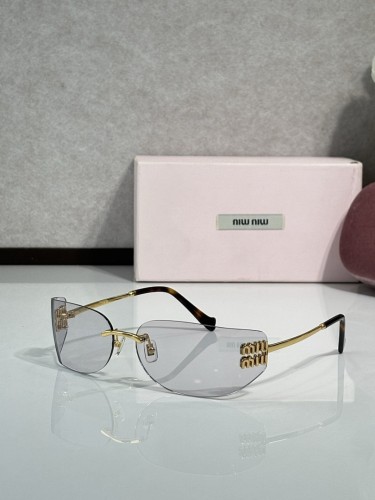 Miu Miu Sunglasses AAAA-3005