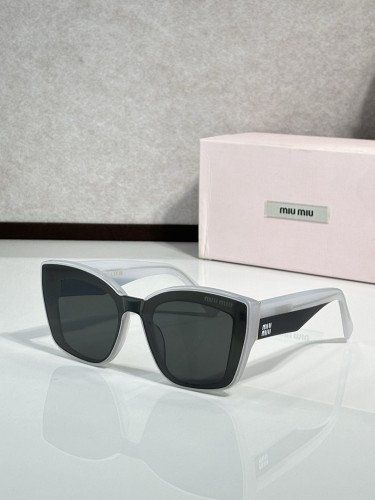 Miu Miu Sunglasses AAAA-2540