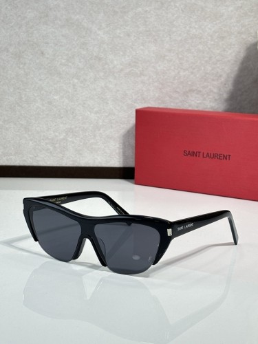 YL  Sunglasses AAAA-1555
