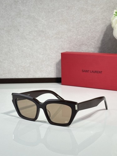 YL  Sunglasses AAAA-1623