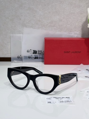 YL  Sunglasses AAAA-1584