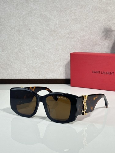 YL  Sunglasses AAAA-1679
