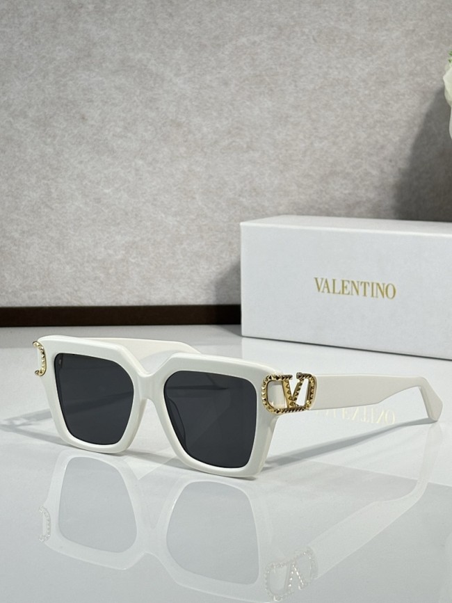 V Sunglasses AAAA-668