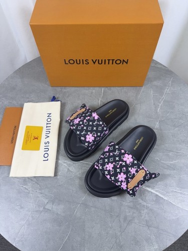 LV women Sandals 1：1 Quality-1148