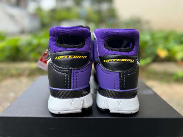 Nike Zoom Kobe 1 OG