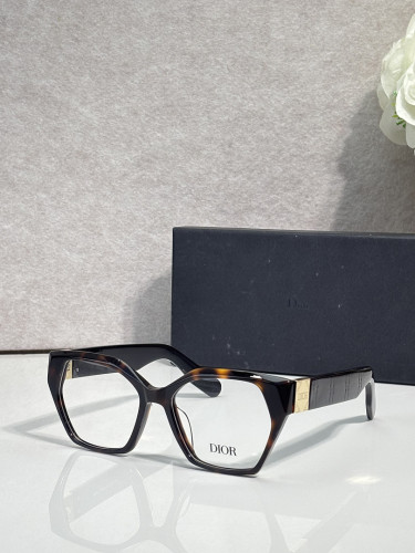 Dior Sunglasses AAAA-4881