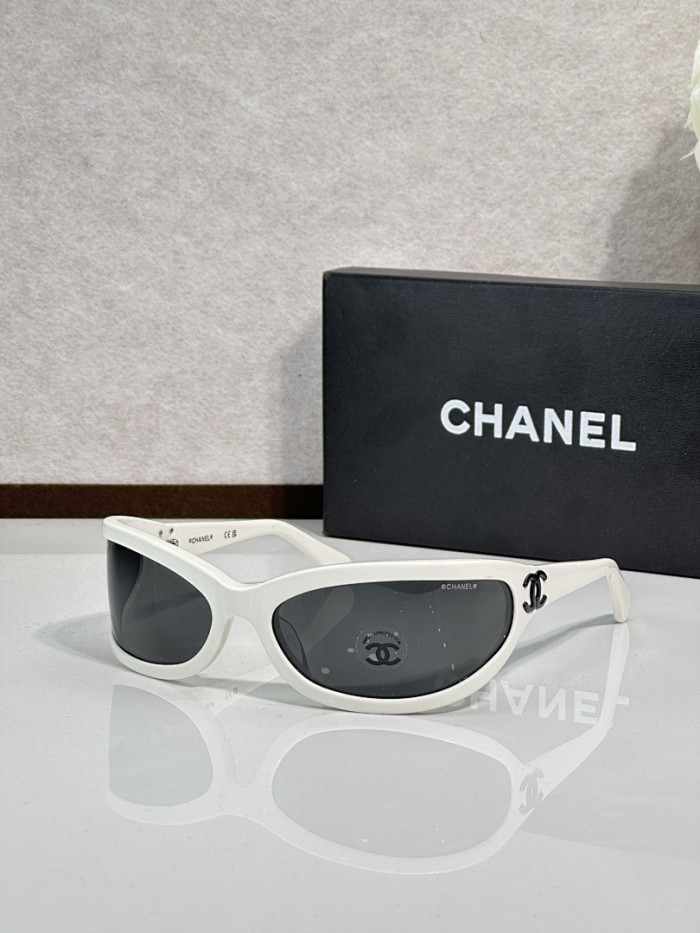 CHNL Sunglasses AAAA-6842
