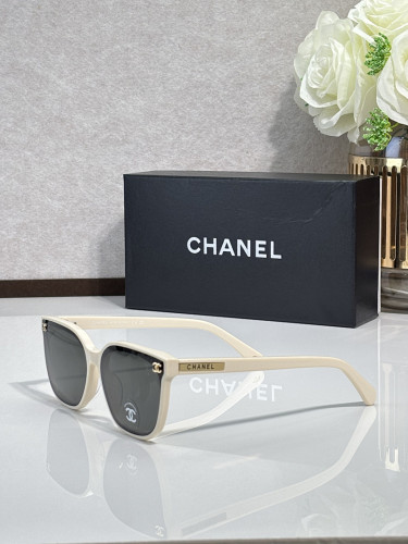 CHNL Sunglasses AAAA-7138