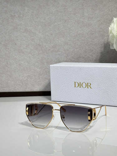 Dior Sunglasses AAAA-4788