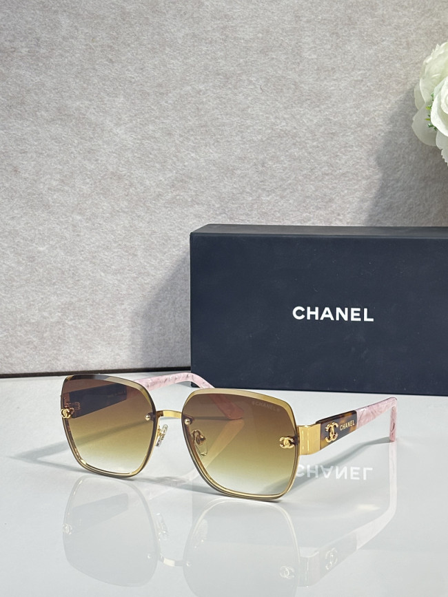 CHNL Sunglasses AAAA-7600