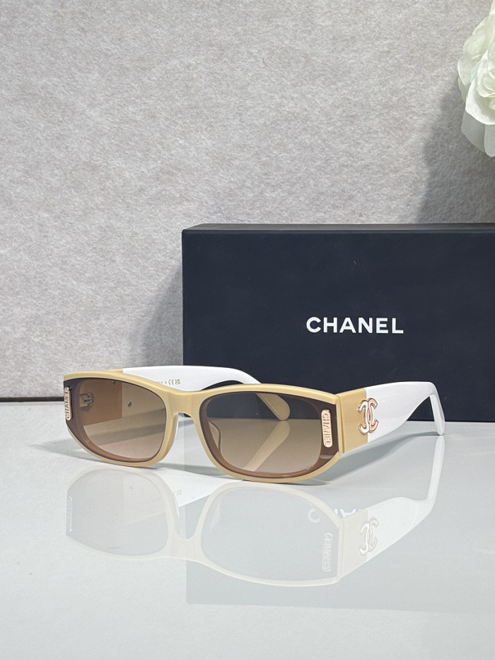 CHNL Sunglasses AAAA-7242