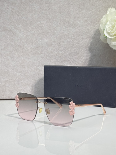 Dior Sunglasses AAAA-4959