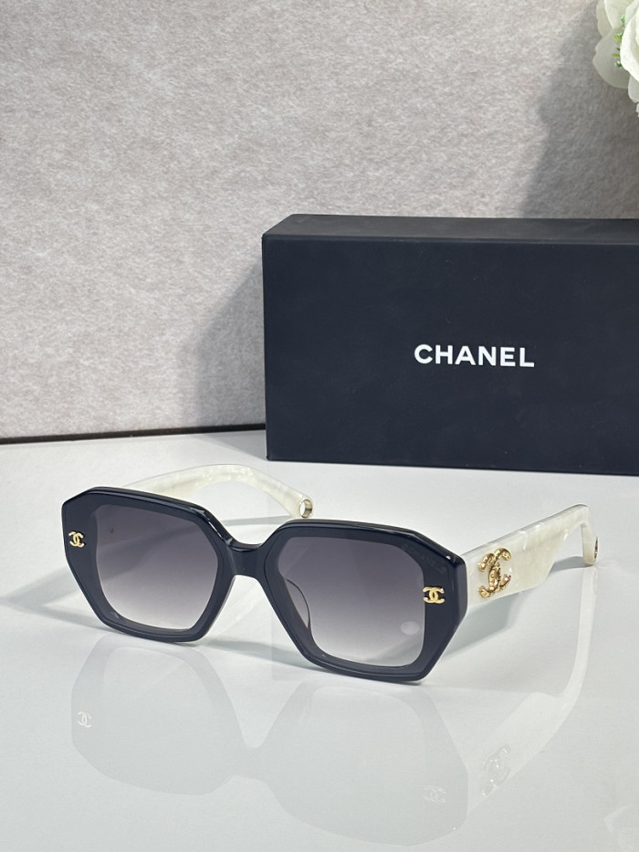 CHNL Sunglasses AAAA-7528