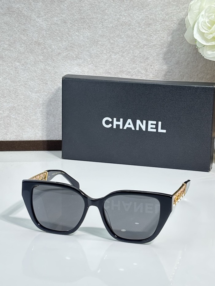 CHNL Sunglasses AAAA-7001