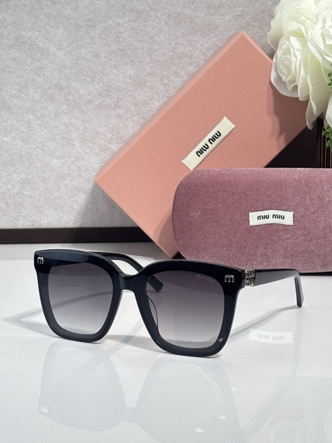 Miu Miu Sunglasses AAAA-3366