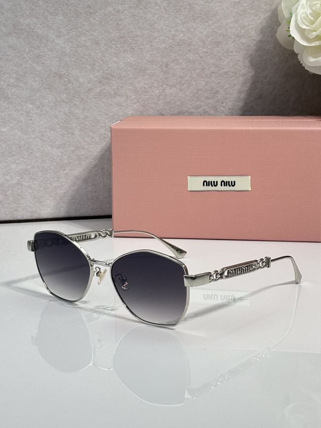 Miu Miu Sunglasses AAAA-3619