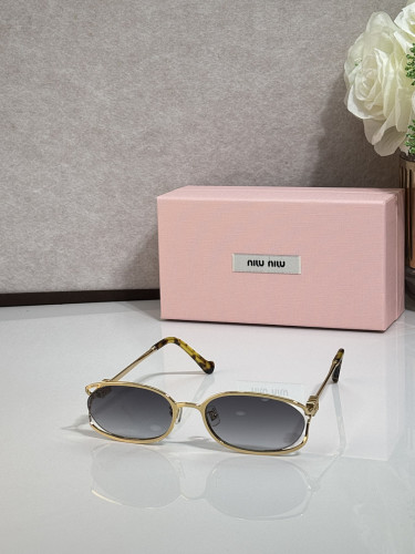 Miu Miu Sunglasses AAAA-3420