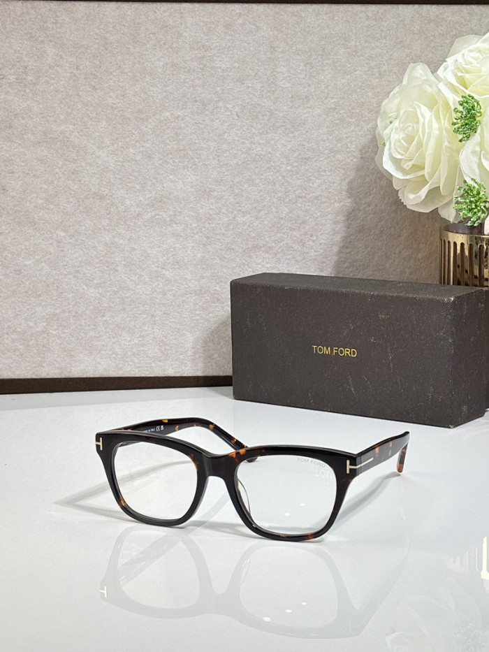 Tom Ford Sunglasses AAAA-7404
