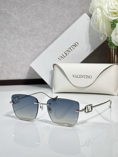 V Sunglasses AAAA-717