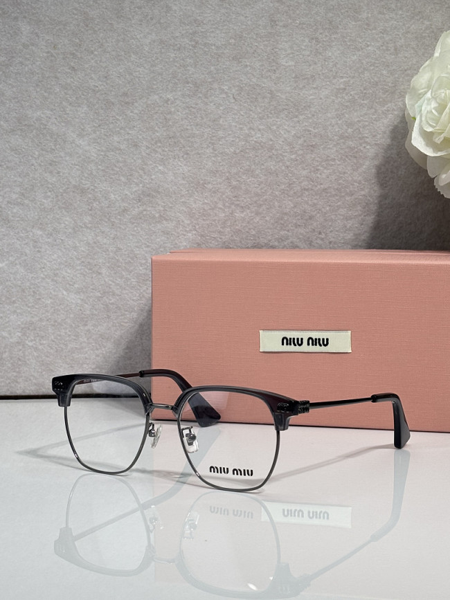 Miu Miu Sunglasses AAAA-3590