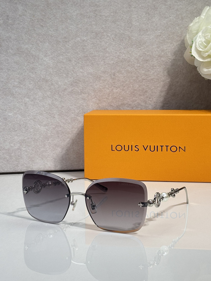 LV Sunglasses AAAA-7922