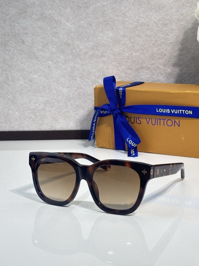 LV Sunglasses AAAA-7634