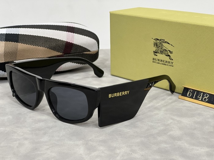 Burberry Sunglasses AAA-457