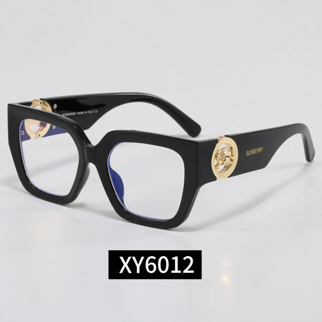 Burberry Sunglasses AAA-526