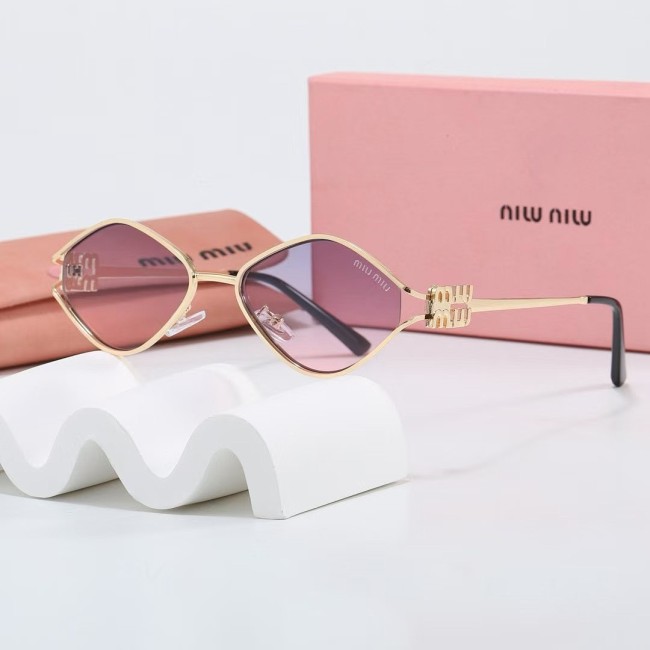 Miu Miu Sunglasses AAA-711