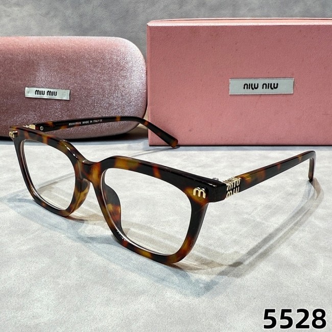 Miu Miu Sunglasses AAA-679
