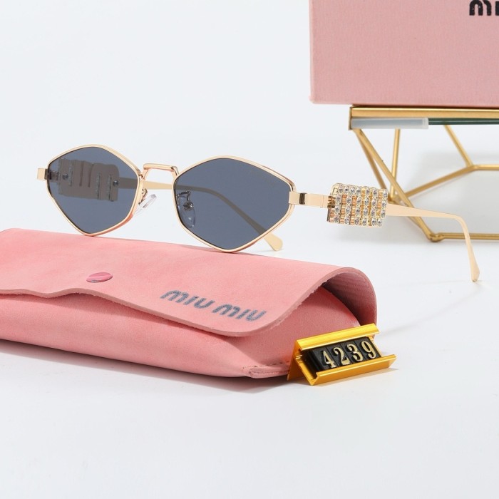 Miu Miu Sunglasses AAA-962