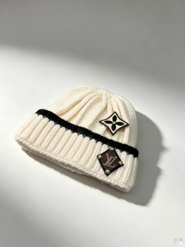 LV Hats AAA-1814