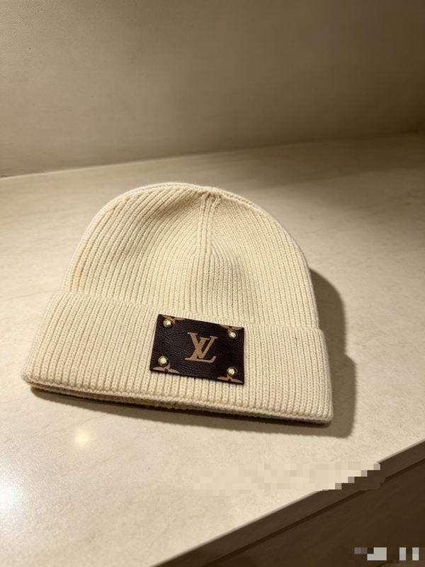 LV Hats AAA-1870