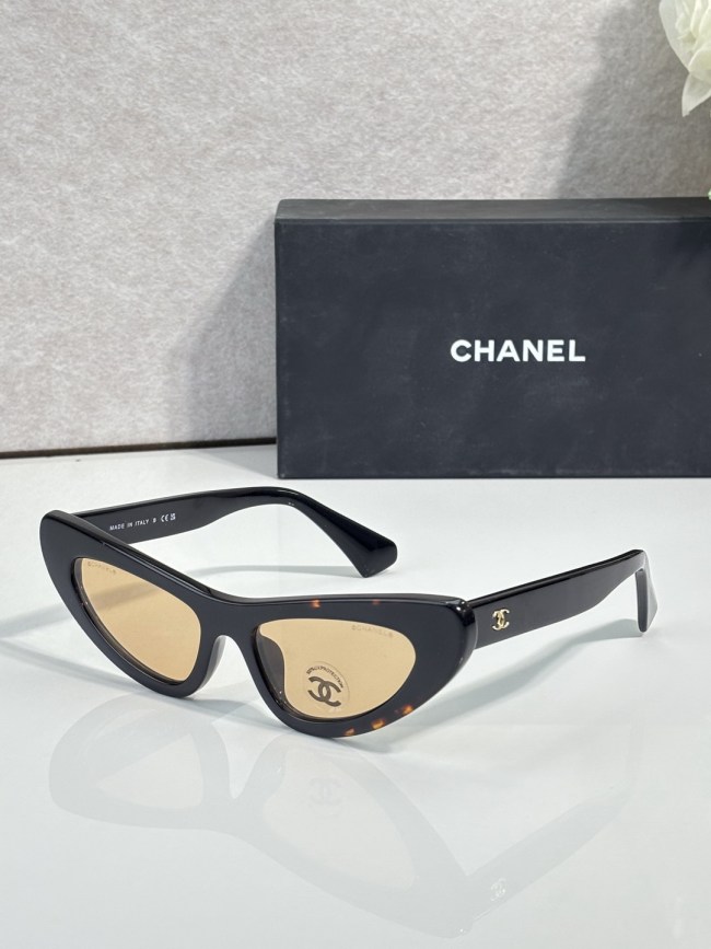 CHNL Sunglasses AAAA-8455