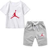 5,000円2セット ヨルダンJr Trapeze快適で通気性スポーツ子供服夏夏ショートパンツスーツ子供服の子供服