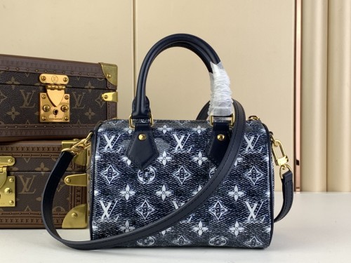 lv ピローバッグ  バックパック