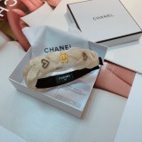 Chanelのカチューシャ